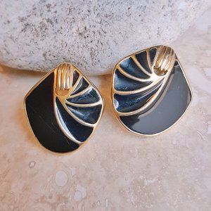 VTG Trifari 80's Navy & Gold Tone Enamel Art Deco Pierced Earrings